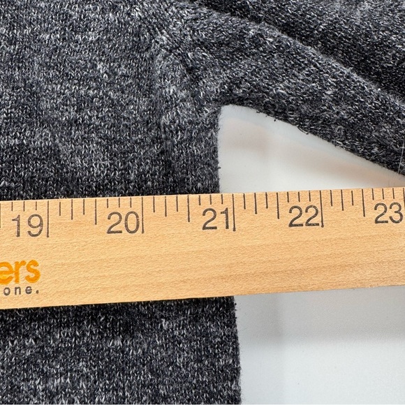 Billy Reid Made in Italy Gray Sweater - Picture 6 of 6